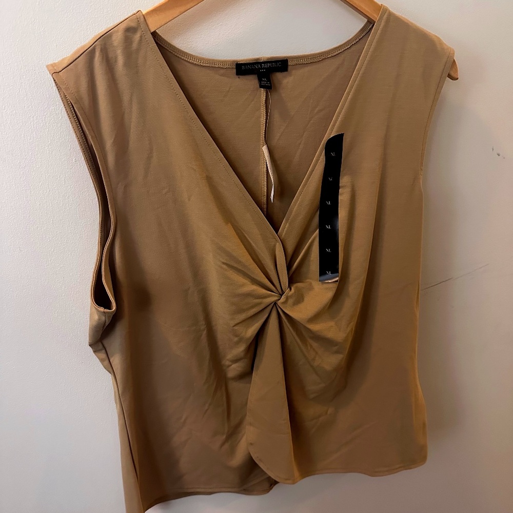 SALE—BANANA REPUBLIC FACTORY Stretch Twist Split frontTank - Brand NEW with Tags